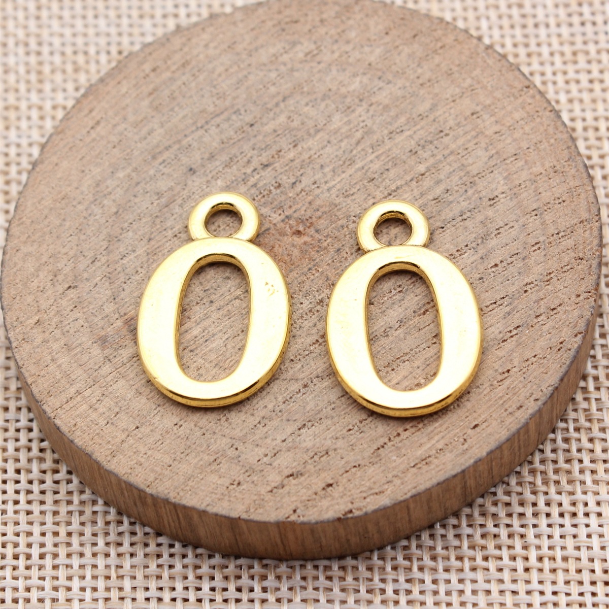 10 個 26x16mm アンティークゴールドカラー番号 0 - Vintage Fashion Online のレビューと価格